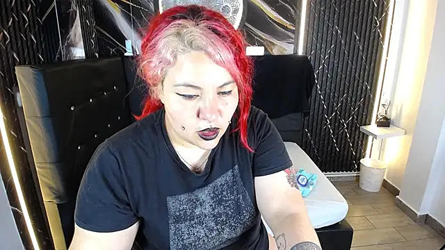 Bruja__Scarlata Live XXX-chat