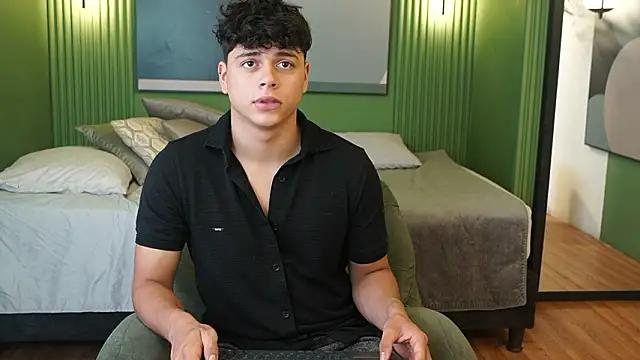 Ethan_occonor: απευθείας συνομιλία ΧΧΧ