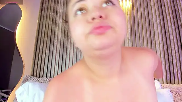 AnaisClark Chat XXX in diretta