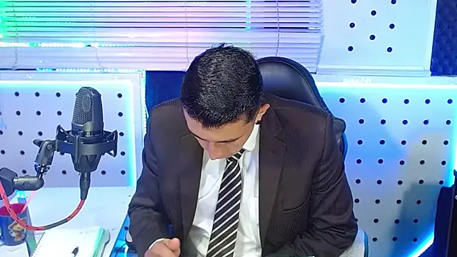 Godofcumxxx Chat XXX in diretta