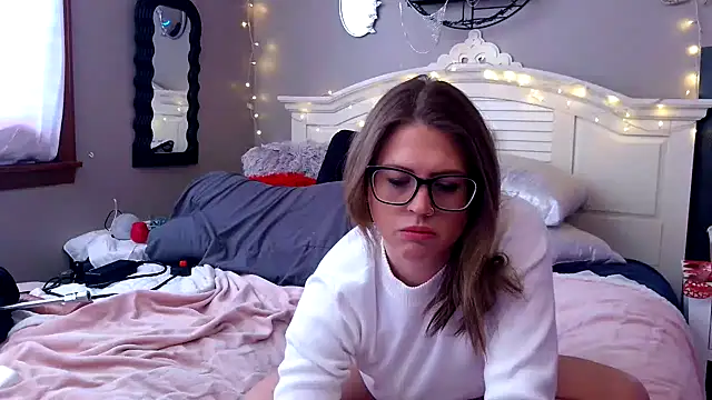 SweetWhisperASMR live XXX chat