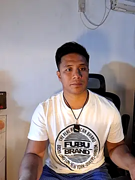 Felix_Asher Chat XXX in diretta