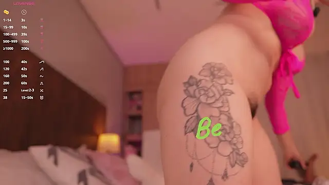 tatikiss_ Chat XXX in diretta