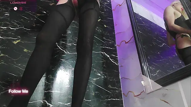 crislingery_dolli – Naživo XXX chat