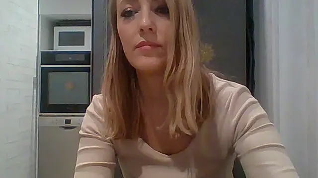 Vexxaa Chat XXX live