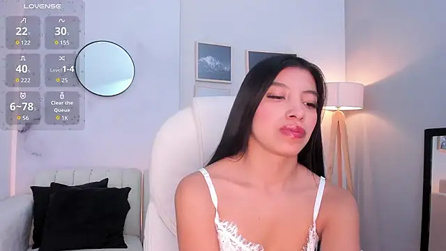 Tiffany_LowのライブXXXチャット