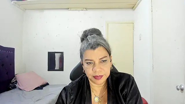 دردشة vikyadams الجنسية المباشرة