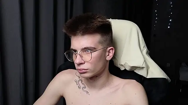 Oscar__xxl Webcam Show