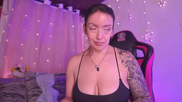 Czat XXX na żywo – Madison_Mayer