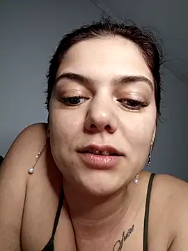 LadyNora Chat XXX live