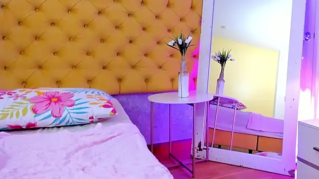 Czat XXX na żywo – AnniieCooper