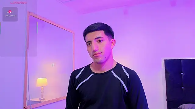 Un_Sluttyy's Webcam Show