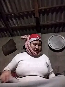 Linhcutex Chat XXX in diretta