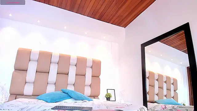 Chatroom XXX en direct de Ambar_Cooxx