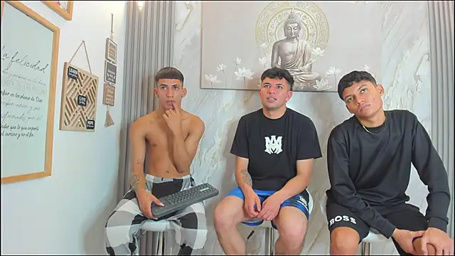 Živý XXX chat HORNY_PRETTY