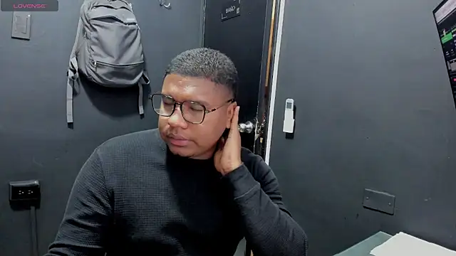 dan_howard: онлайн-секс-чат