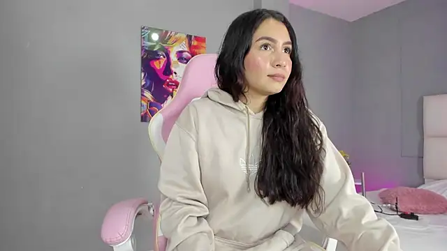 Sofia__Salazar: онлайн-секс-чат