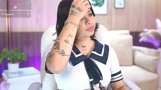 IzisLust 现场XXX聊天