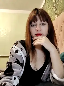 LarenaRuows Chat XXX live