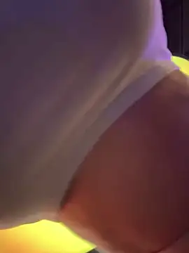 F3ckd0lllucy Adlı Modelin Canlı XXX Sohbeti