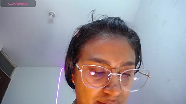 pinky_violeta 现场XXX聊天