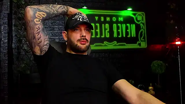 Czat XXX na żywo – LexHardy