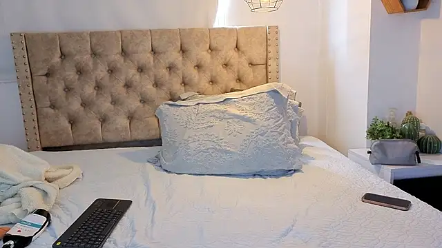 Chat XXX en directo de KeryHillson