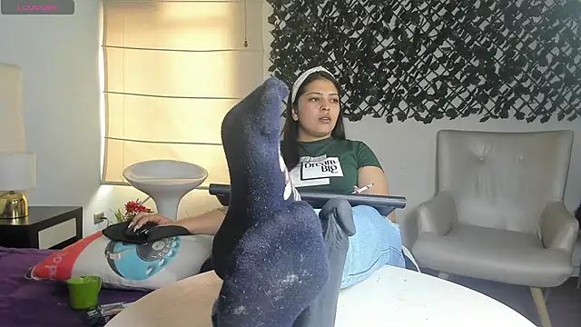 Czat XXX na żywo – Shantal__G