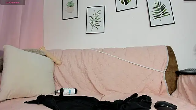 Czat XXX na żywo – DomenicaW