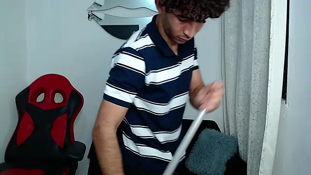 Živý XXX chat Caius_fox