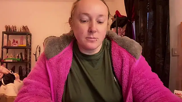 kisicaxx 现场XXX聊天