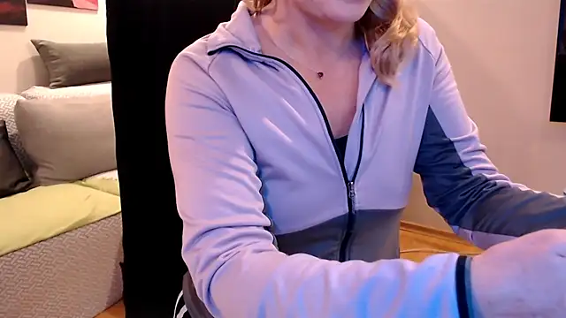 sempre-rompina Chat XXX live