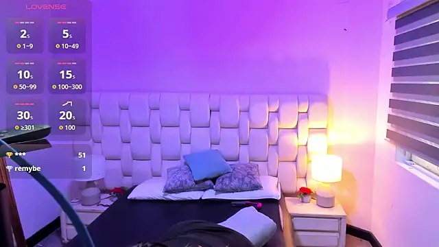 MiaYMolly   现场XXX聊天