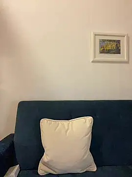 Nicole-Ray Chat XXX in diretta