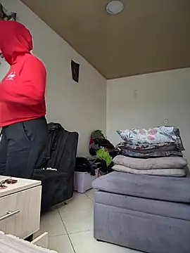 MAGDALAKOVANOVA 现场XXX聊天