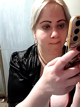 Missy_DM live XXX chat