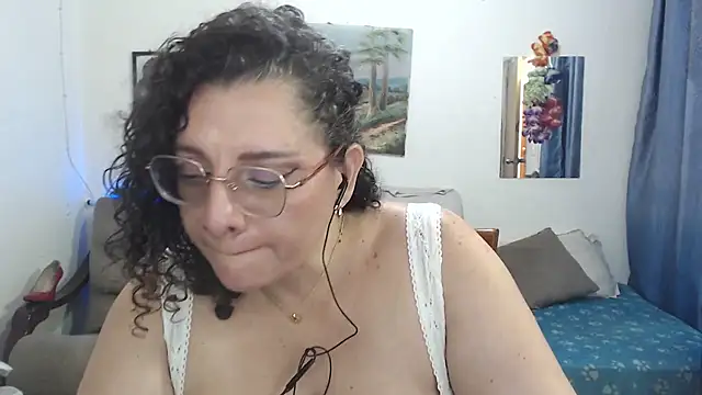 Aleja_Gonzales live XXX chat