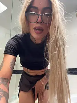 Chatroom XXX en direct de miss_tatiana_