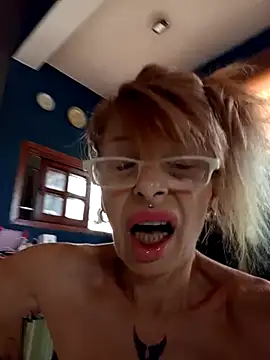 Chat XXX en directo de FrozenWaffle