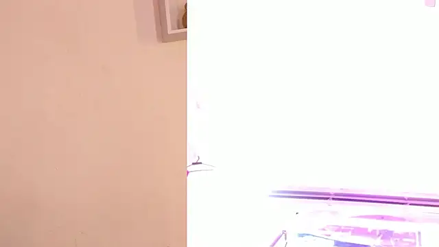 Chat XXX en directo de Samaraa_Smith