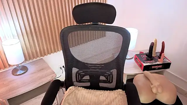 MarianL0ve élő XXX-chatje