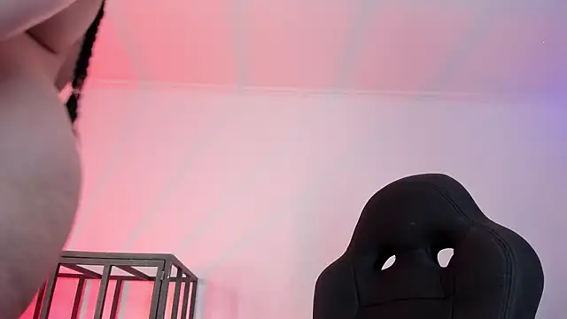 AmberiniHoffman's Live XXX Chat