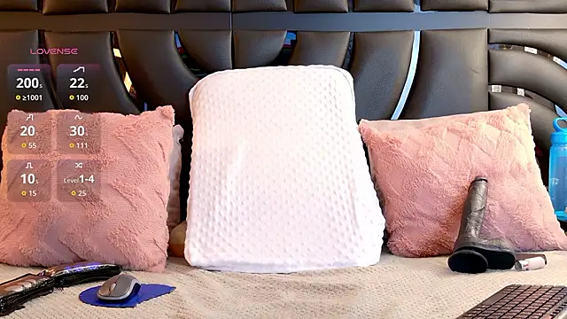 Chat XXX en directo de Iris_Ross_