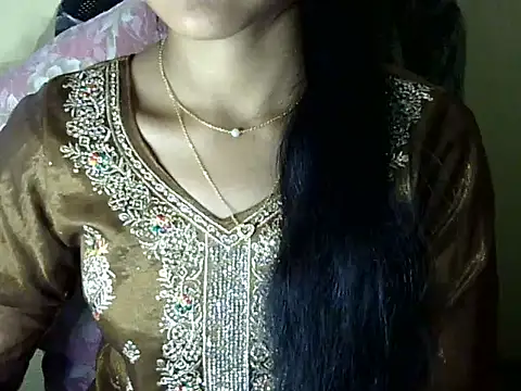 Khushi_v's Live XXX Chat