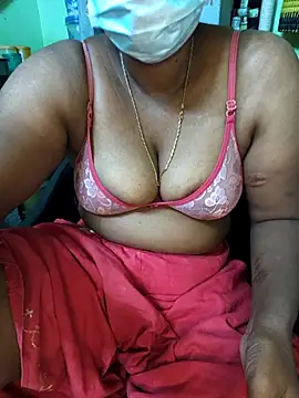 Tamilselviroja-n Live XXX chat