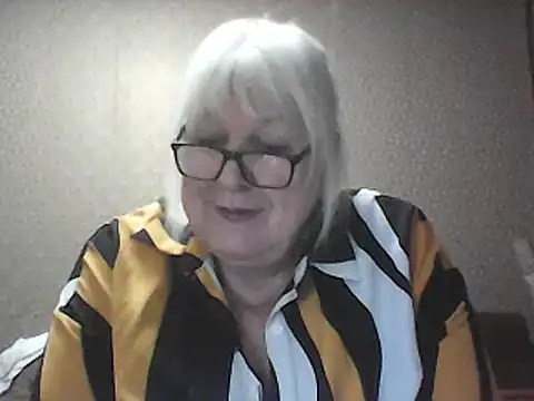 Alexia64231 Chat XXX live