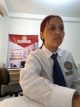 Emily-7_ 现场XXX聊天