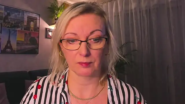vanessa_chat webkamerás műsora