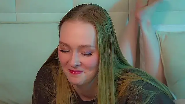 AgataFoxley – Naživo XXX chat