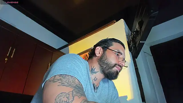 Chat XXX en directo de CamiloGray_